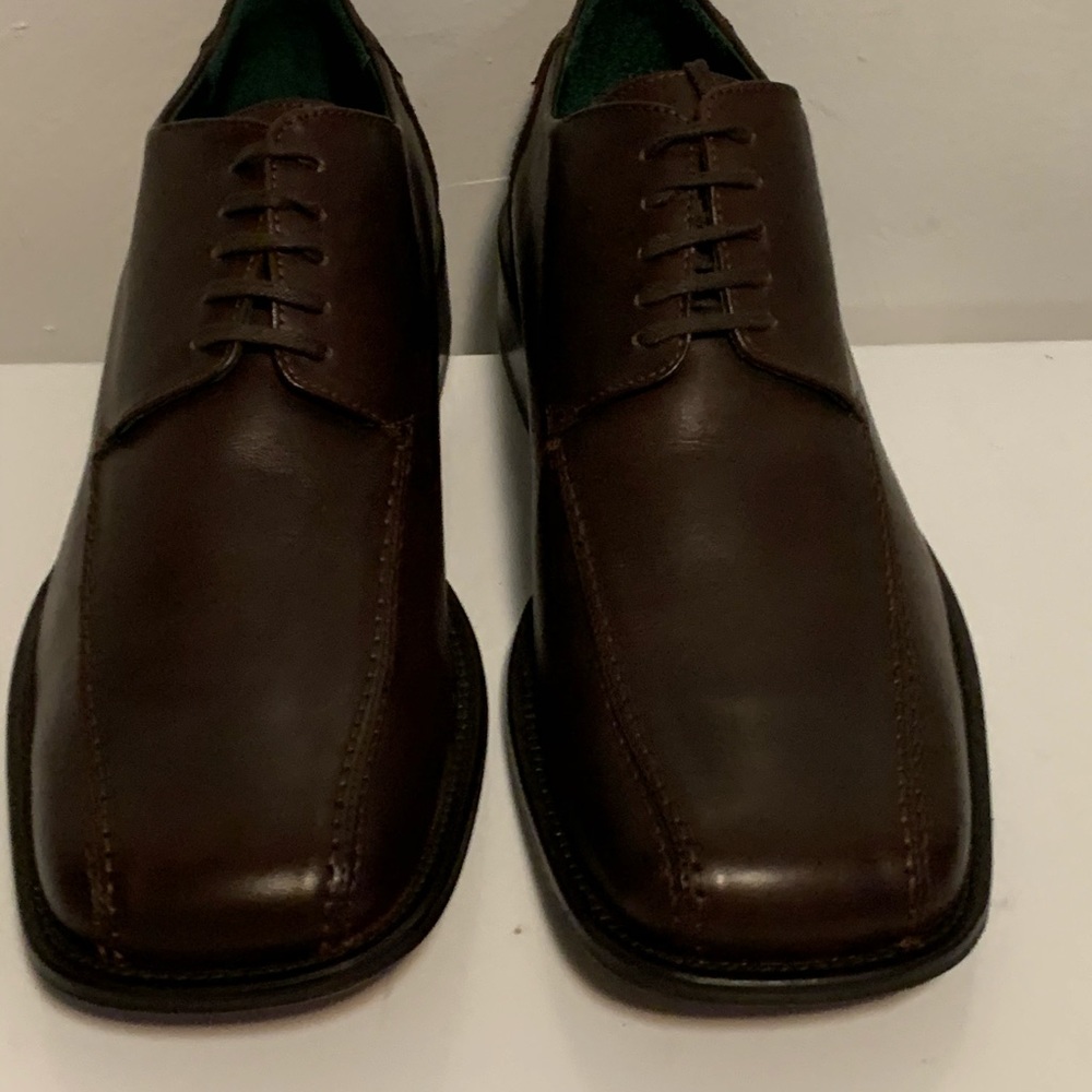 Kenneth Cole Italian made dress shoes